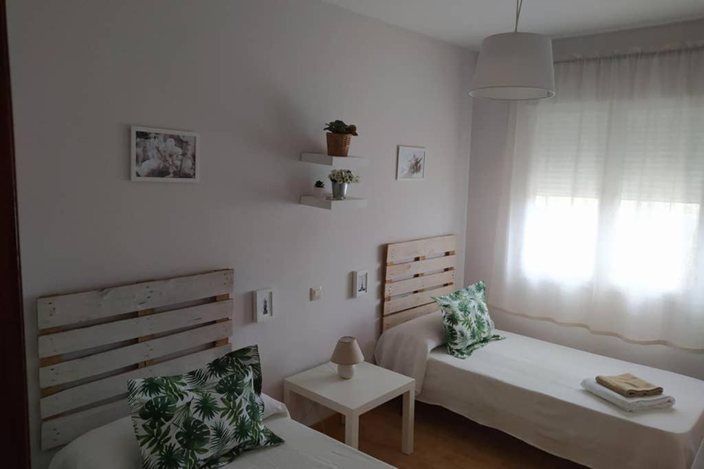 لاغوارديا Los Pilares Tourist Home المظهر الخارجي الصورة