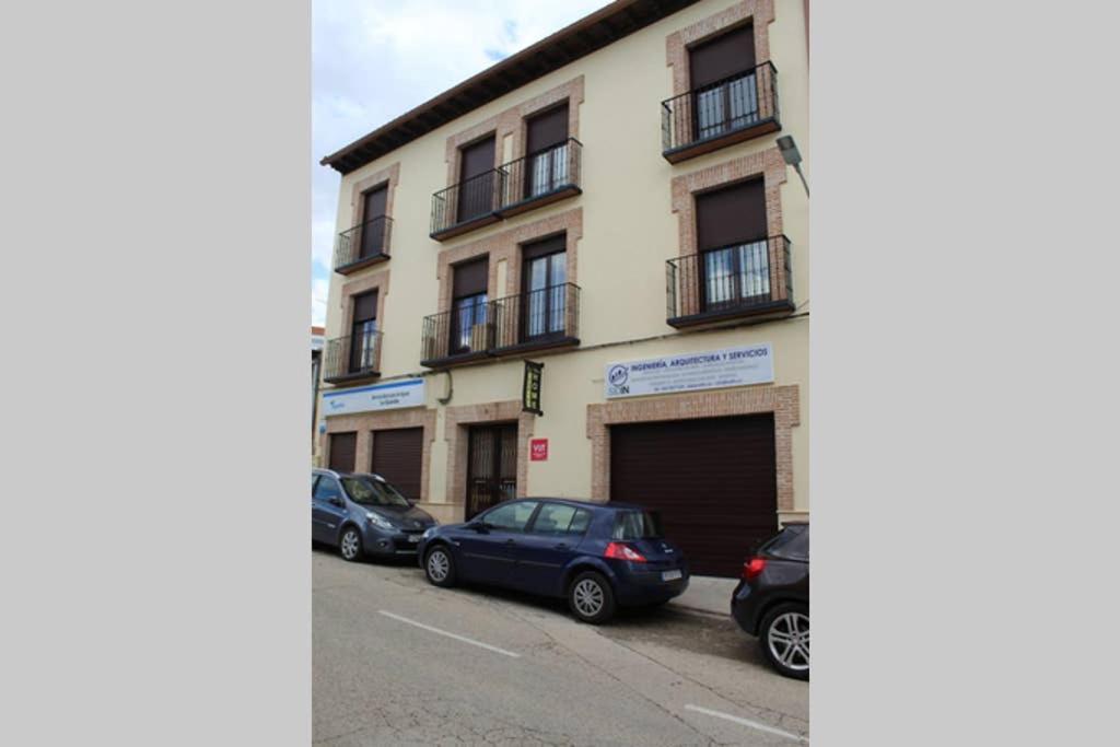لاغوارديا Los Pilares Tourist Home المظهر الخارجي الصورة